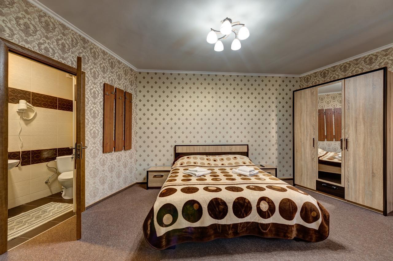 Villa Vlad & Spa バコヴェル エクステリア 写真